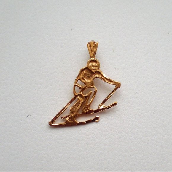 Designer Solid 14K Yellow Gold Snow Skier Skiing Sport Charm Pendant - Picture 1 of 4